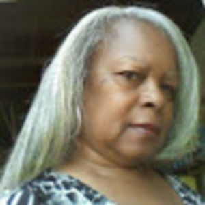 Meet your Posher, Pauline